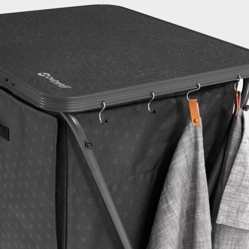 Domingo Cabinet