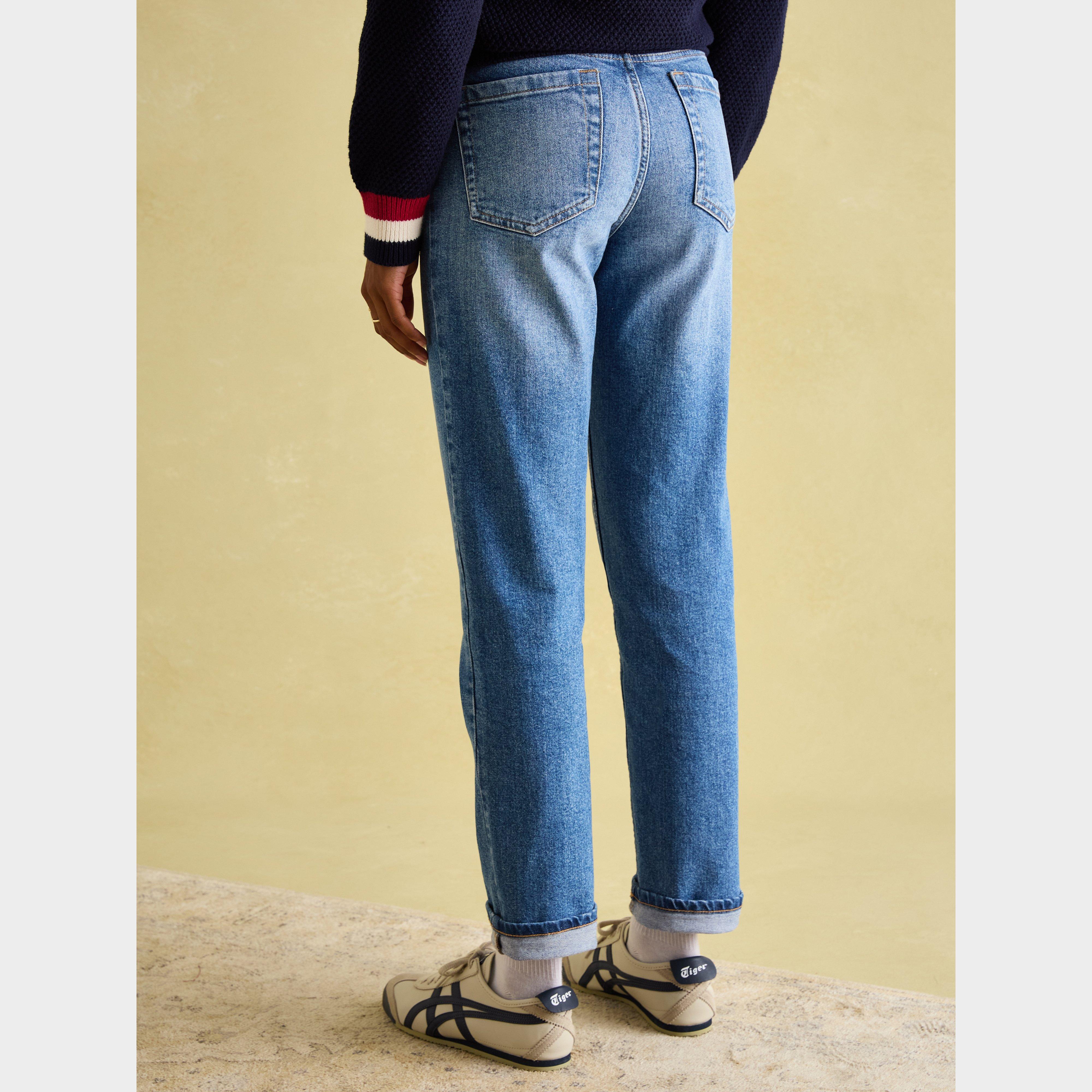 Womens Slim Straight Jeans