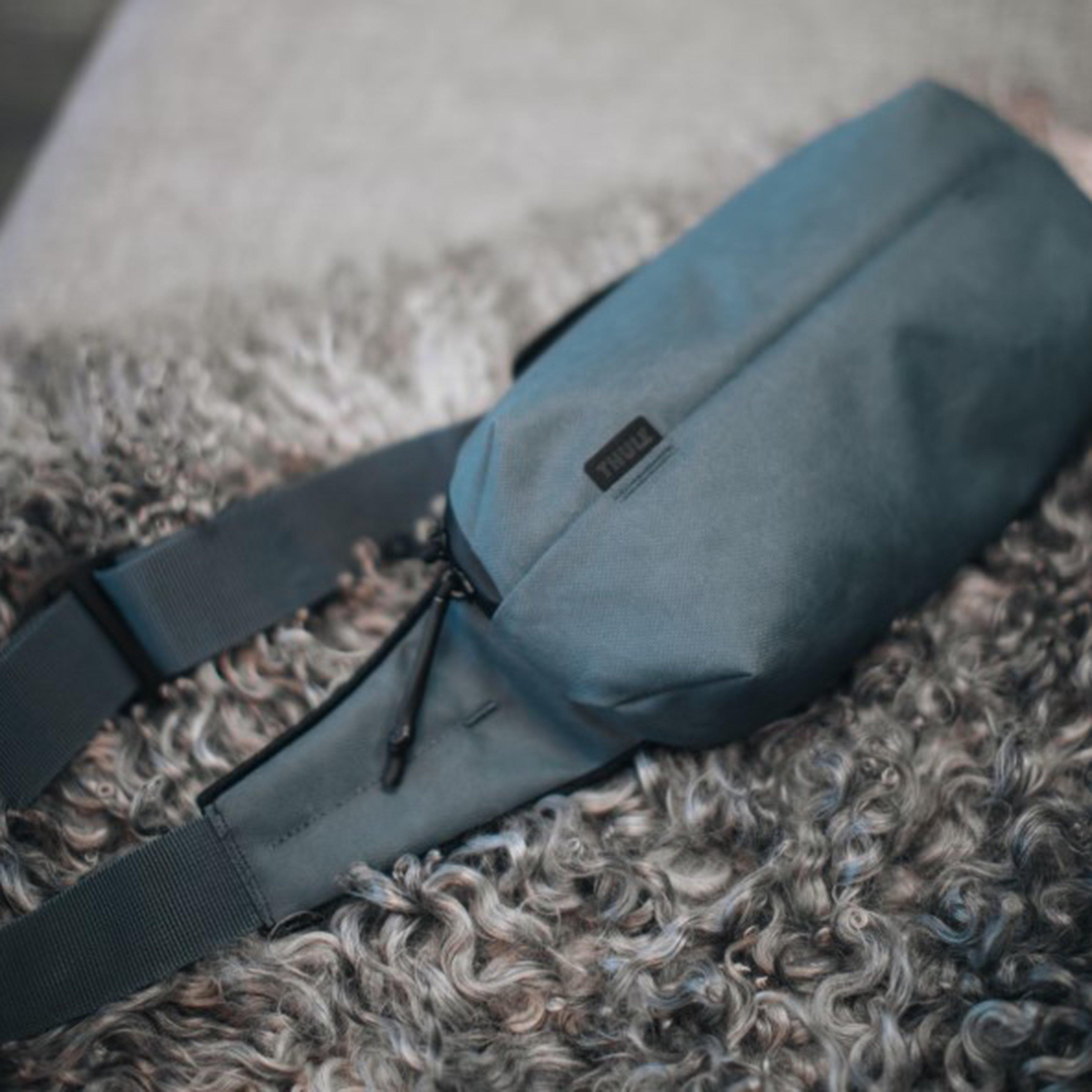 Aion Sling Bag