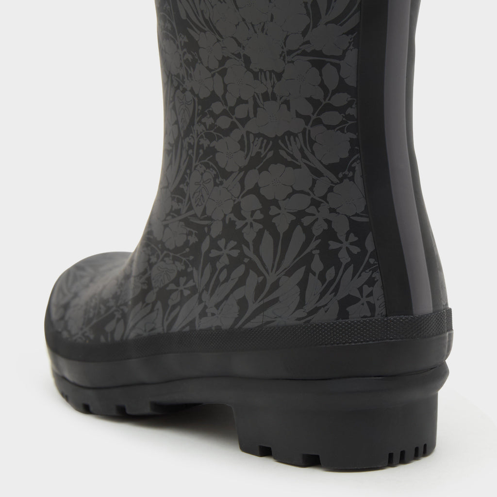 Women's Adjustable Tall Waterproof Wellies