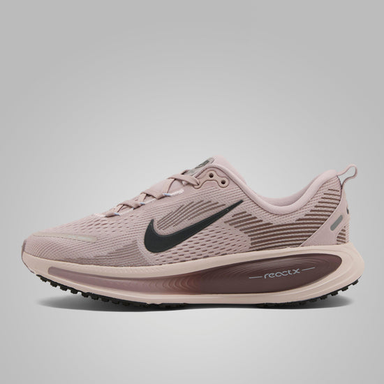 Older Kids’ Vomero 18 Road Running Shoes