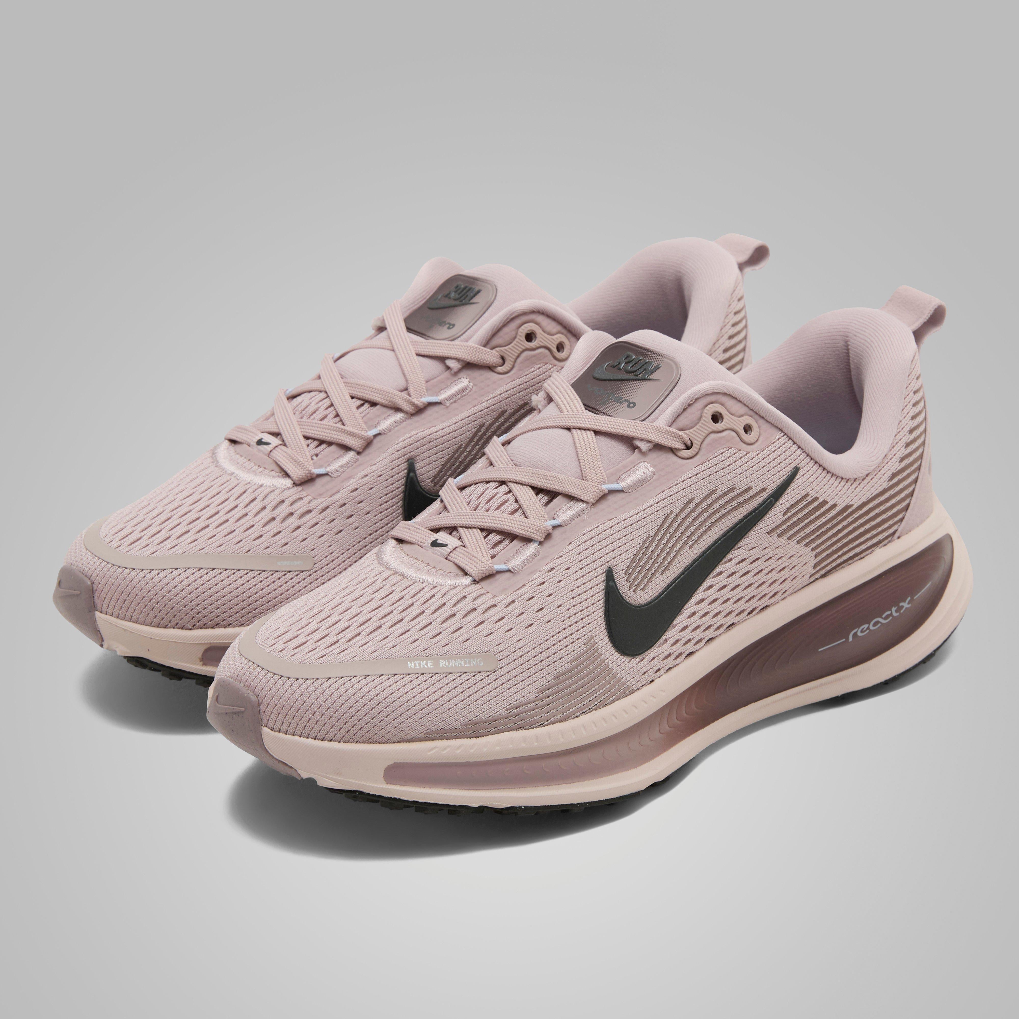 Older Kids’ Vomero 18 Road Running Shoes