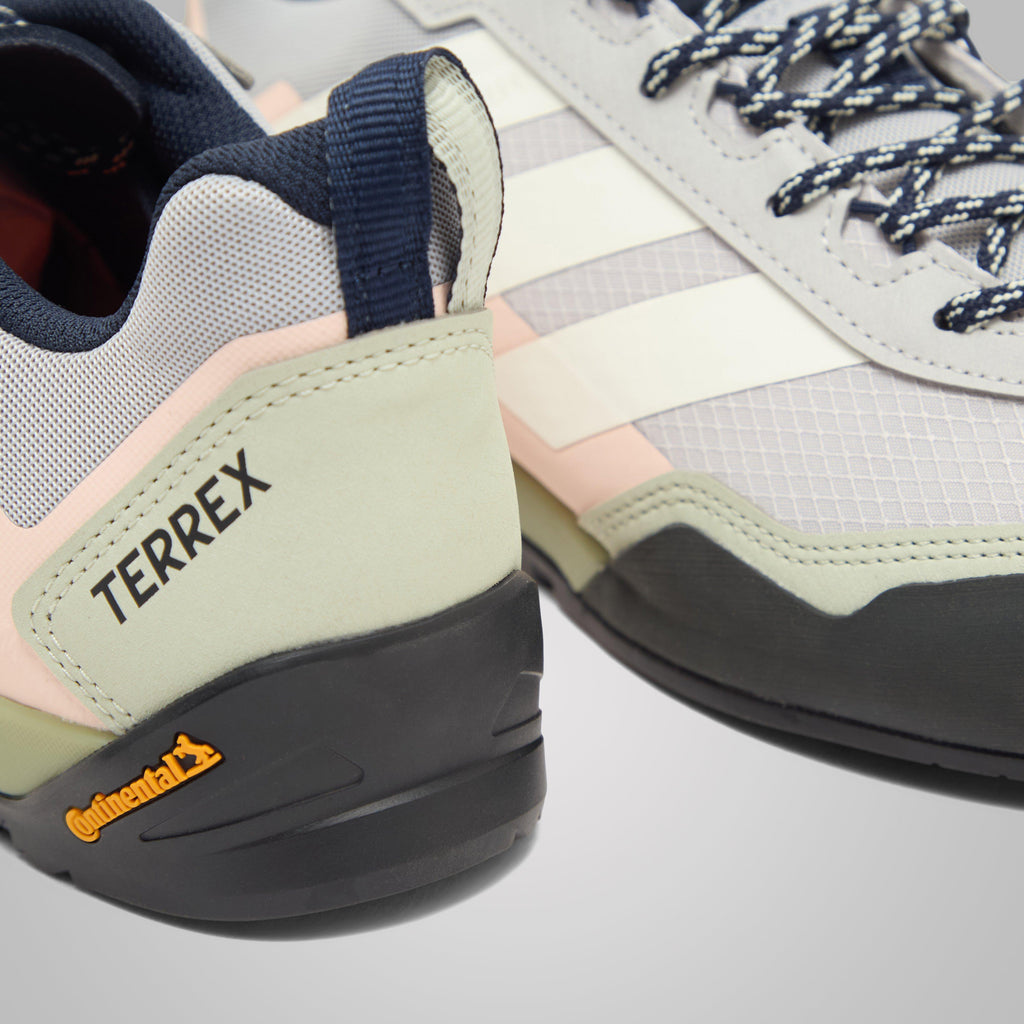 Women's Skychaser Solo Approach Shoes