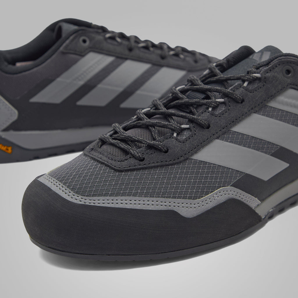 Terrex Skychaser Solo Approach Shoes