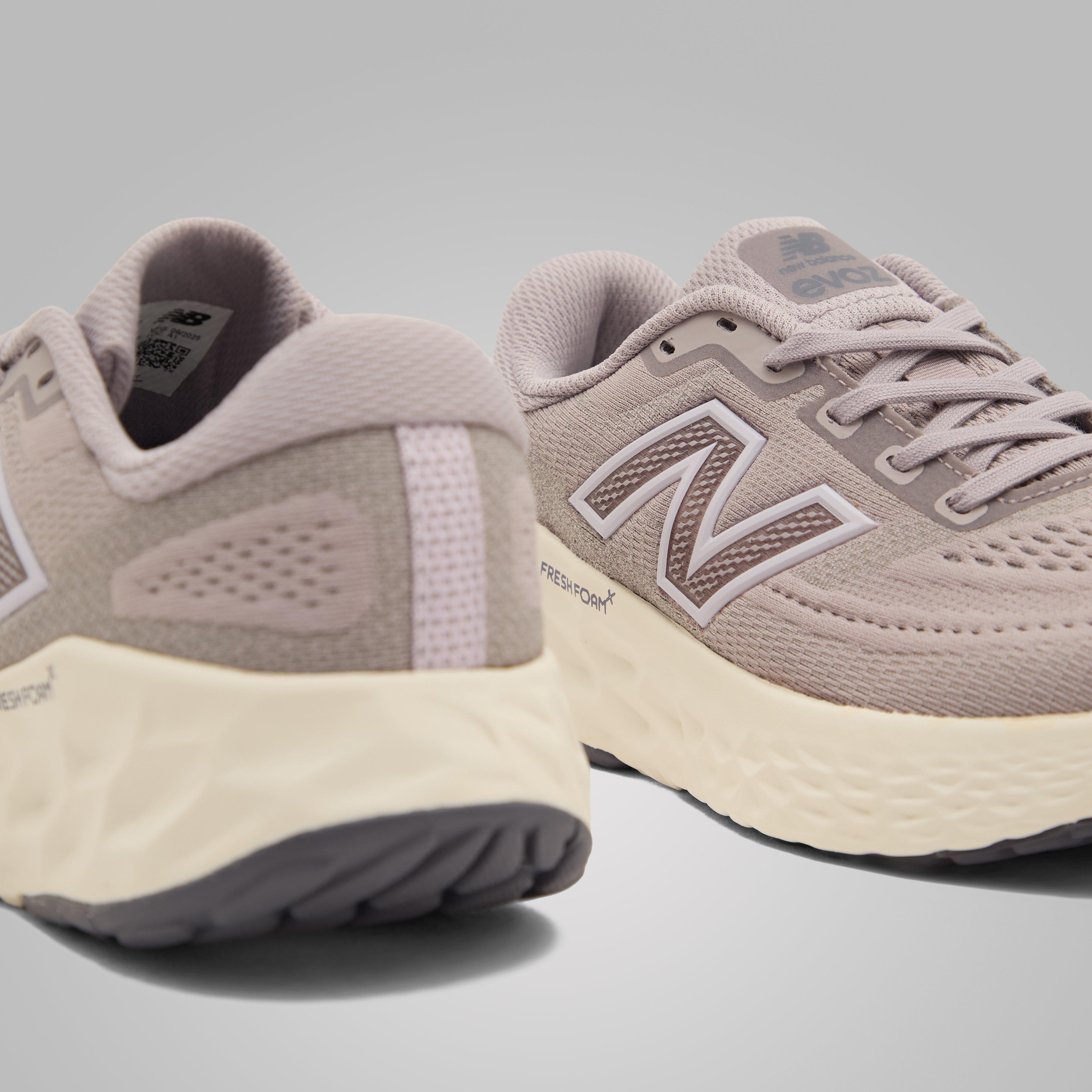 Women’s Free Foam X EVOZ V4 Running Shoes