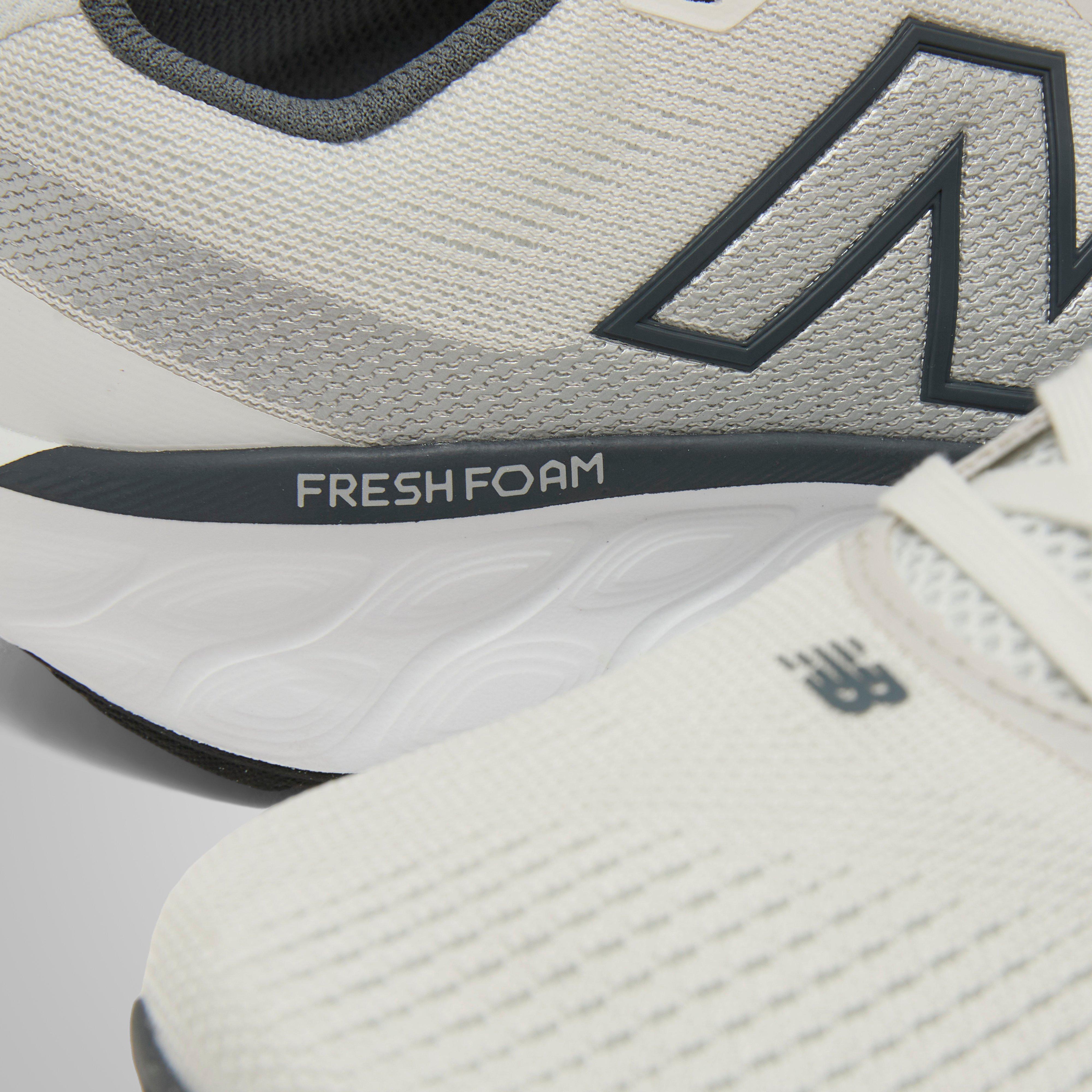 Men's Fresh Foam 520 V9 Running Shoes