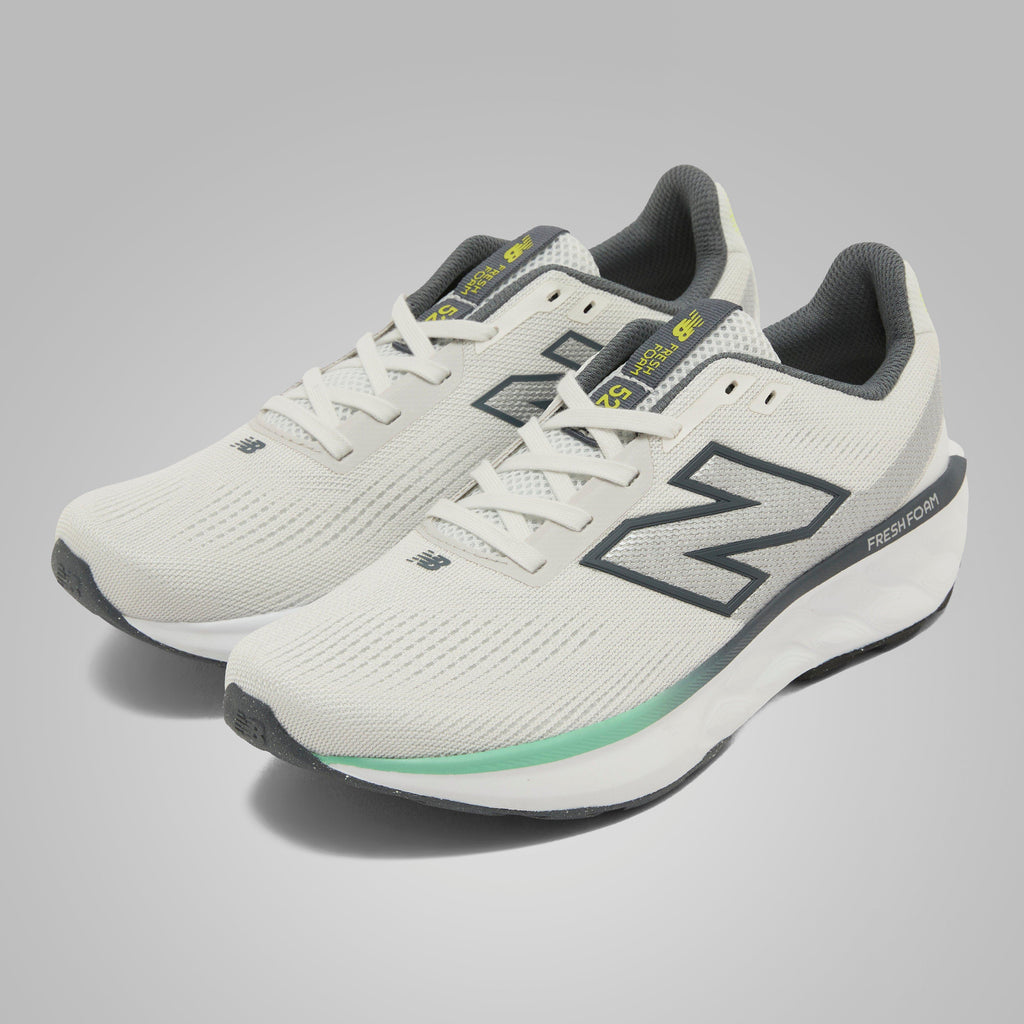 Women's Fresh Foam 520 V9 Running Shoes