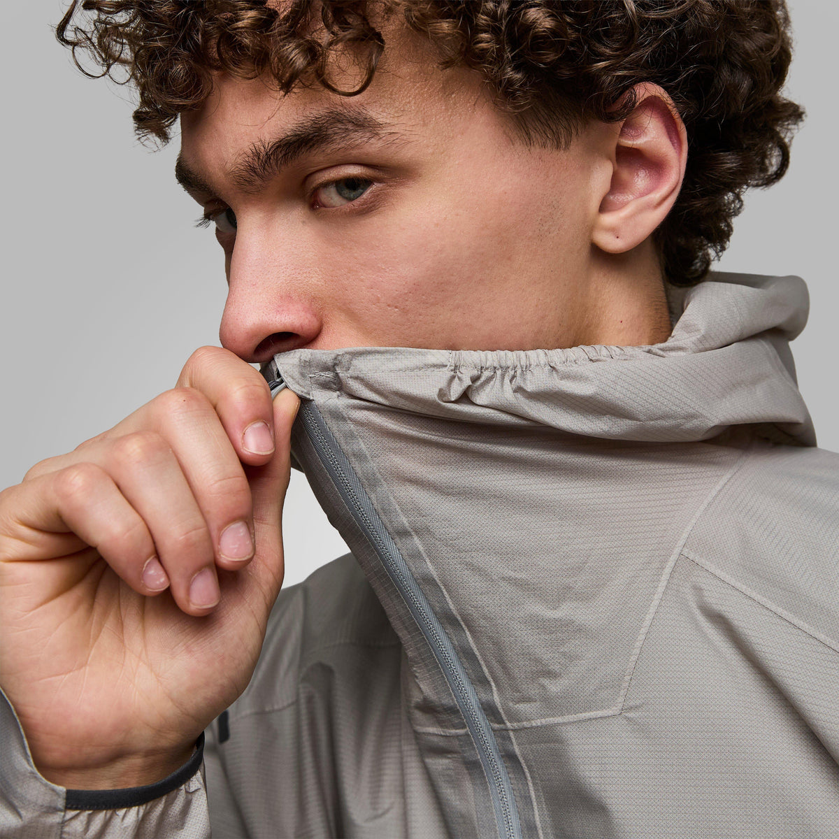 Men's Phantom Waterproof Pull-On Jacket