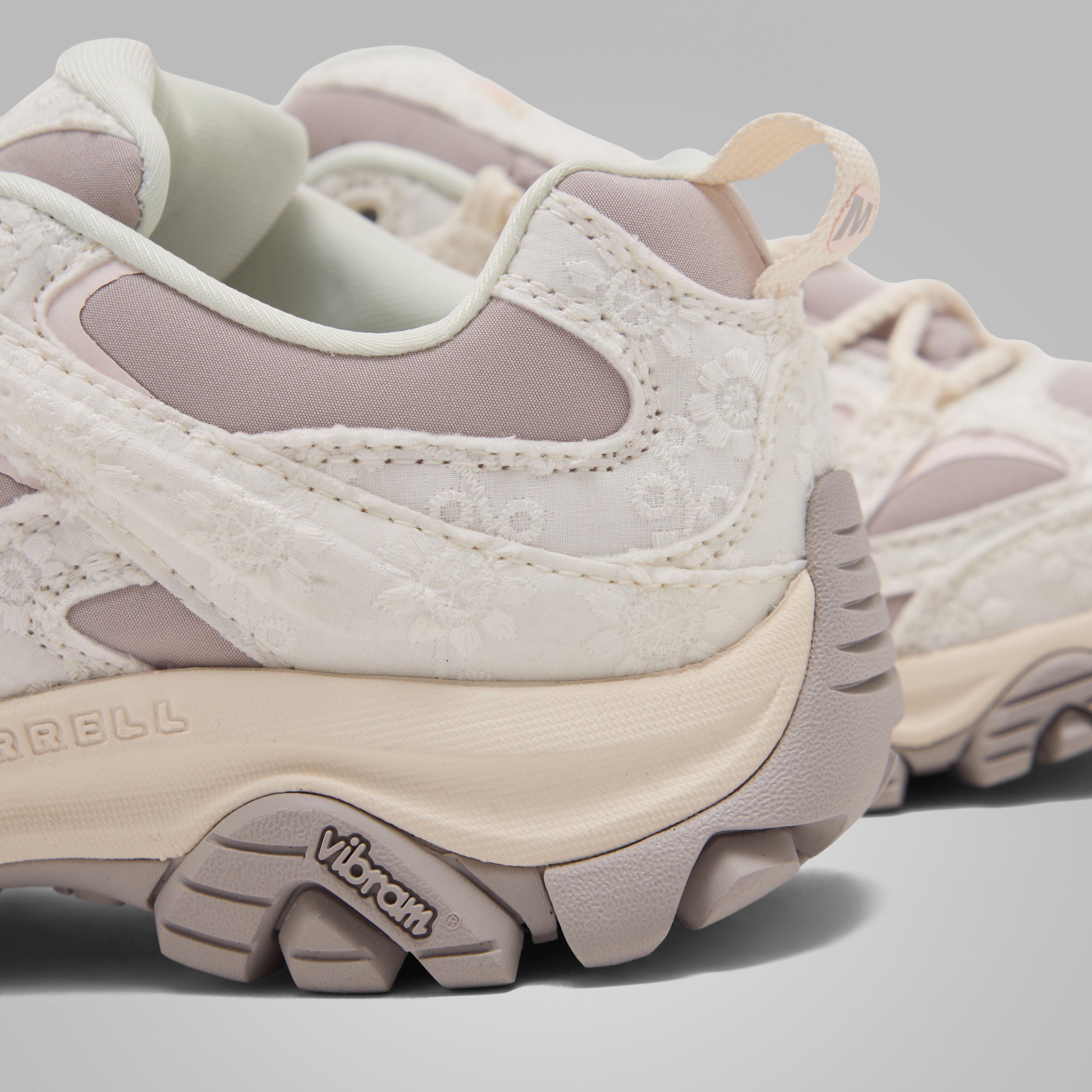 Women’s Moab 3 Hiking Shoe