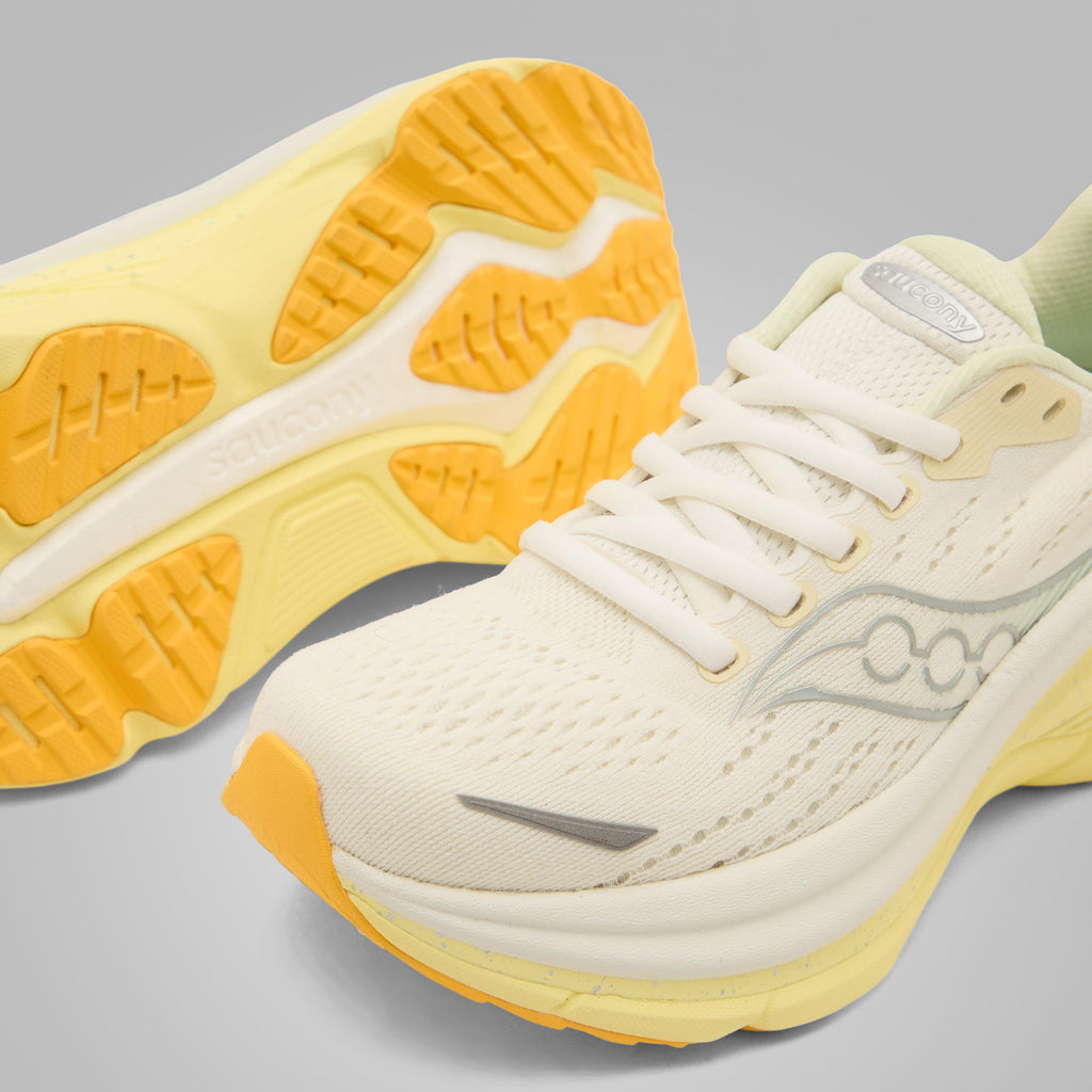 Women's Hurricane 25 Running Shoes