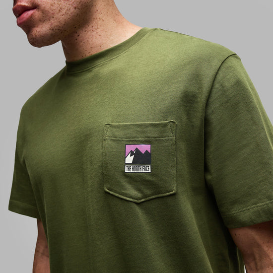 Men’s Mountain Logo Relaxed Graphic T Shirt