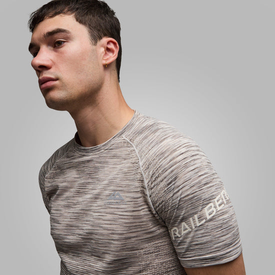 Men’s Arc Seamless Tee