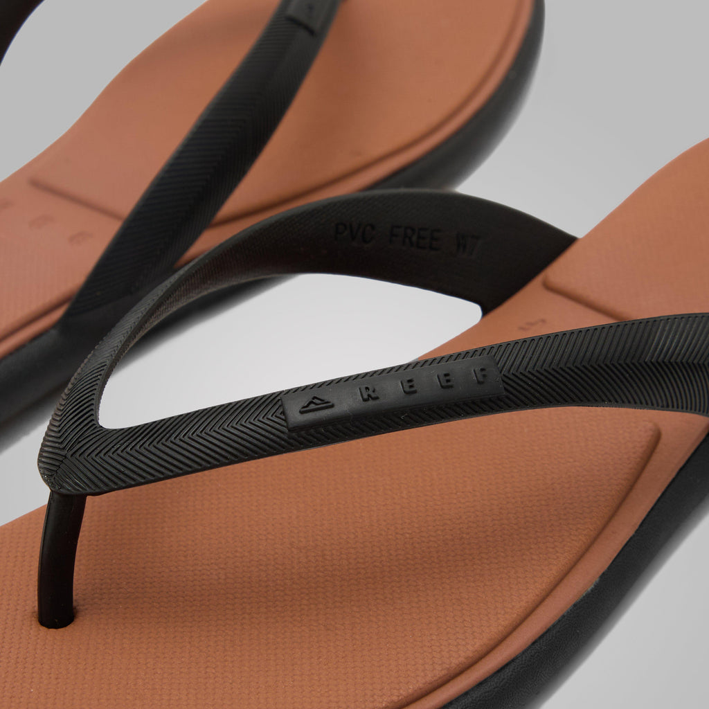 Women’s Water Willow Malibu – Black/Tan