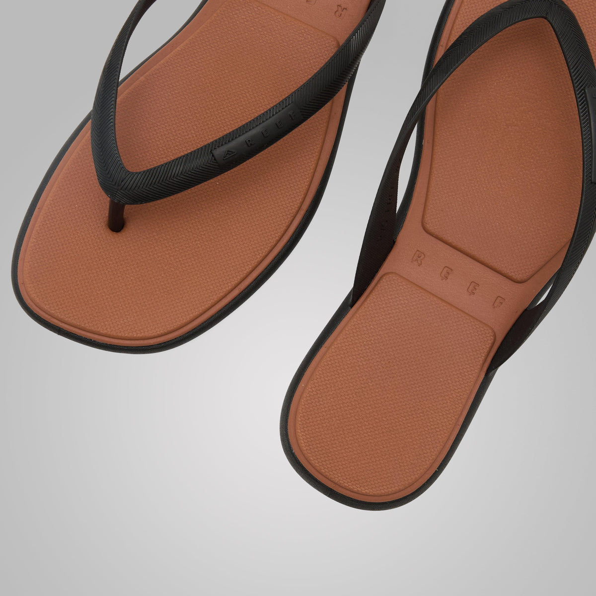 Women’s Water Willow Malibu – Black/Tan
