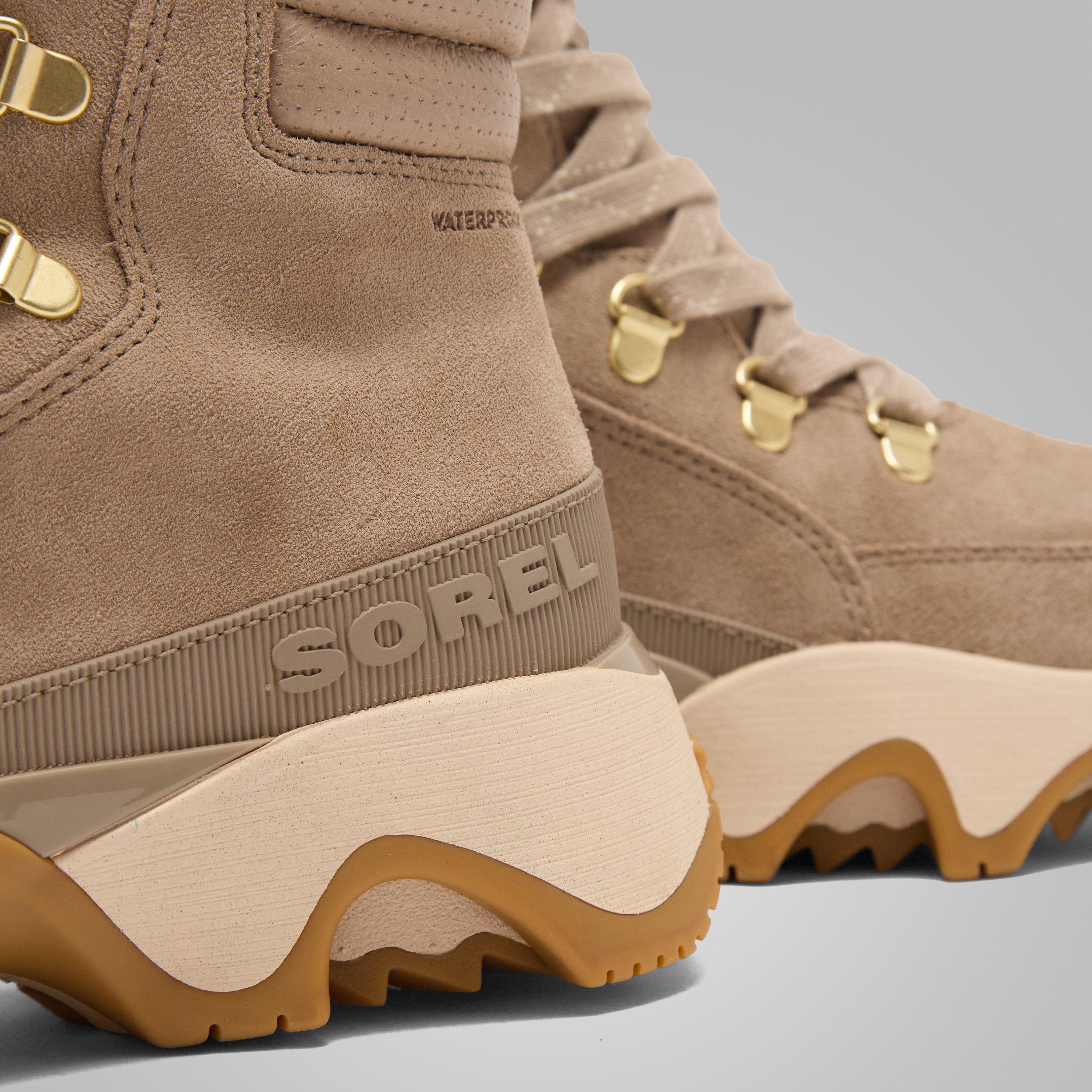 Women's KINETIC™ Ember Sneaker