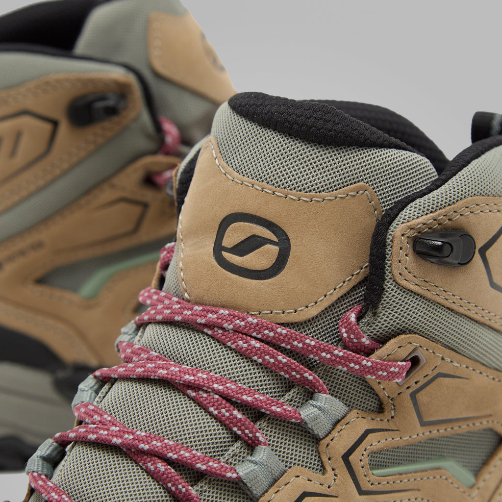 Women’s Moraine Mid GTX Walking Boots