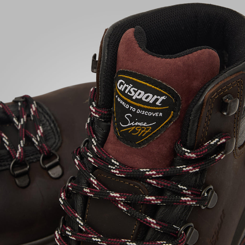 Women's Pinnacle Walking Boots