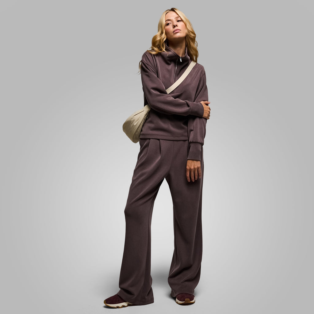 Women’s Sand Wash Crop Sweatshirt